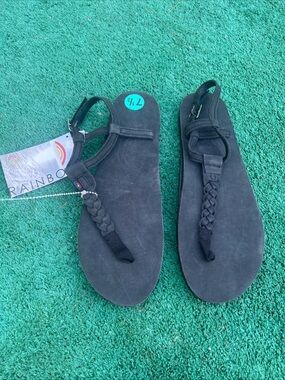 Rainbow Women’s Black Braided Thong Sandals size 7.5-8.5